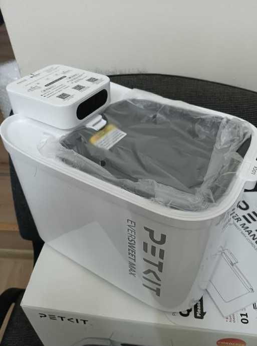 Фонтан за домашни любимци PETKIT Cordless Eversweet Max