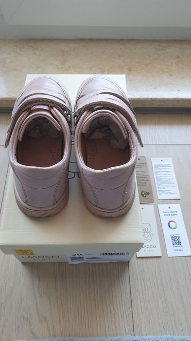 Adidasi sneakers LASOCKI piele naturala roz pudra marime 30 Curier OLX