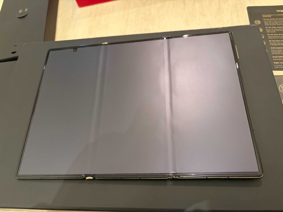 Huawei Mate XT Tri-fold 1TB Black