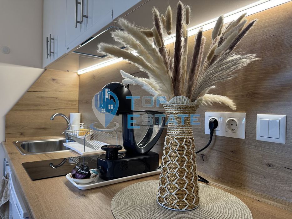 Продава се Едностаен апартамент в Велико Търново, Център - 24 кв.м за 2219 €/кв.м - Снимка #5