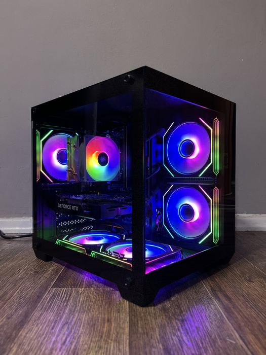 RTX-4060 игровой компьютер аквариум