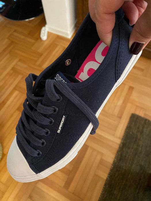 Vand tenesi Superdry marimea 38