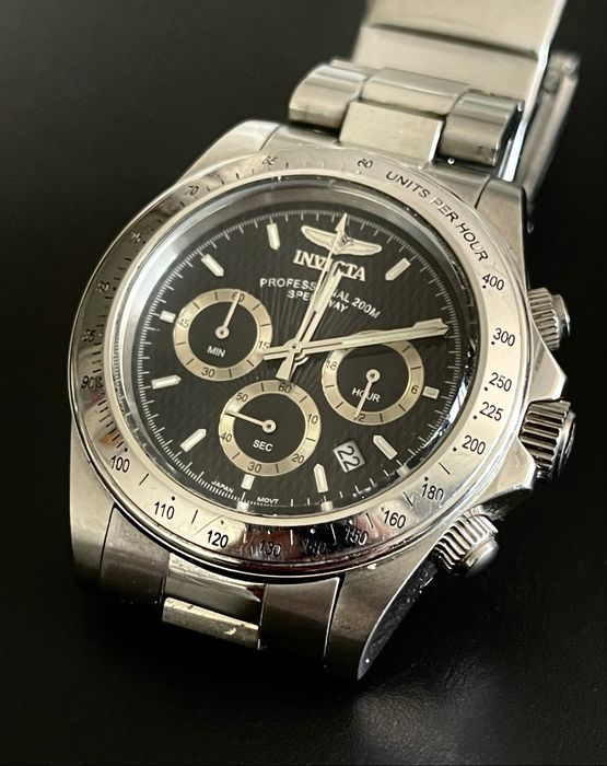 Invicta japanese quartz watch