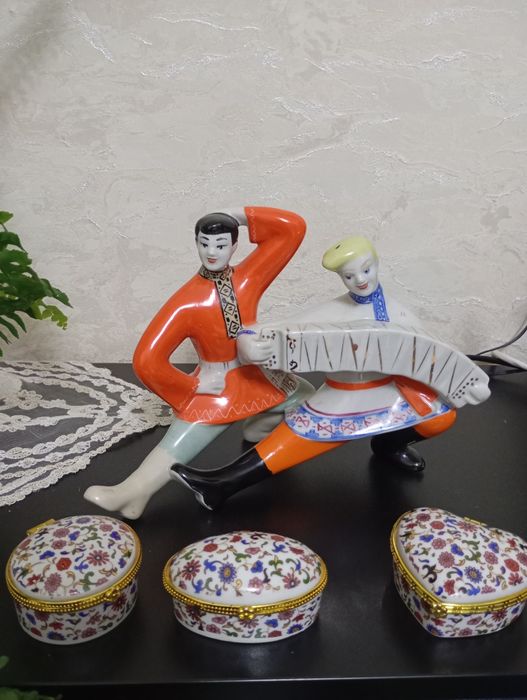 Статуэтка фарфоровая СССР