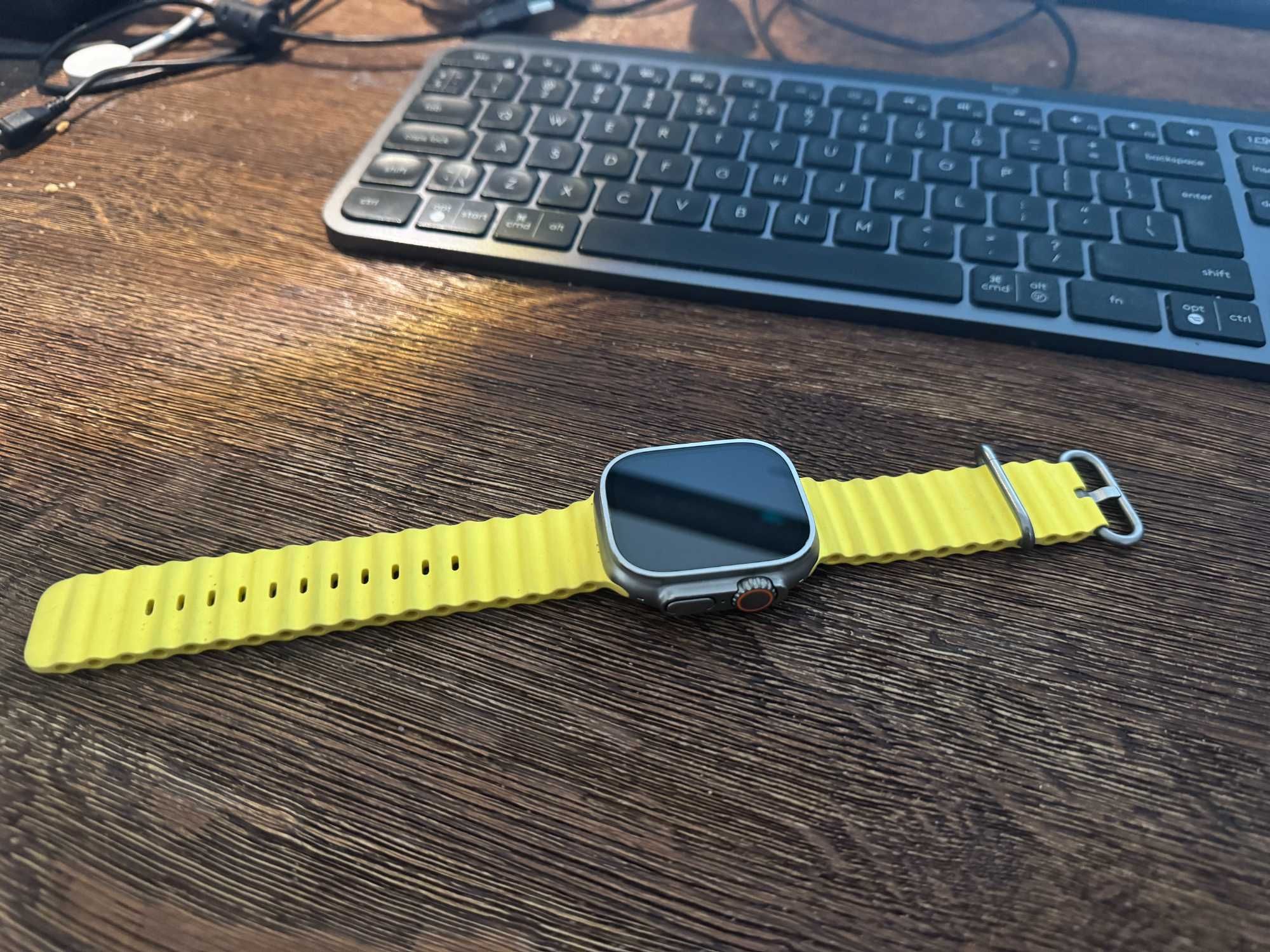 APPLE Watch Ultra Cellular, 49mm