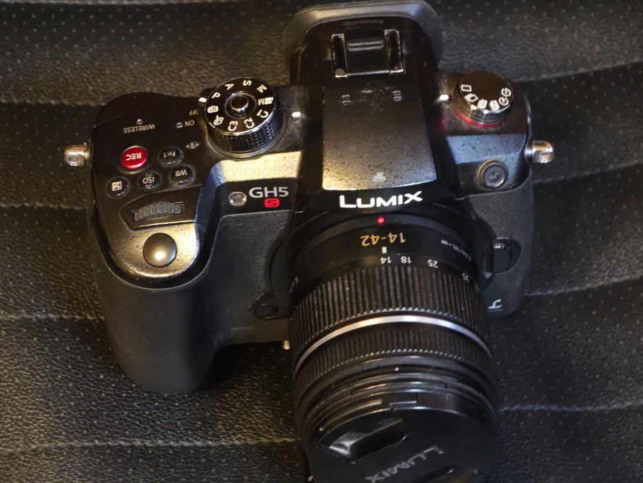Фотоаппарат Panasonic Lumix DC-GH5S