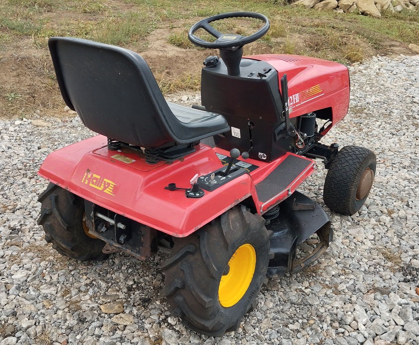 Тракторна косачка Rally 12hp