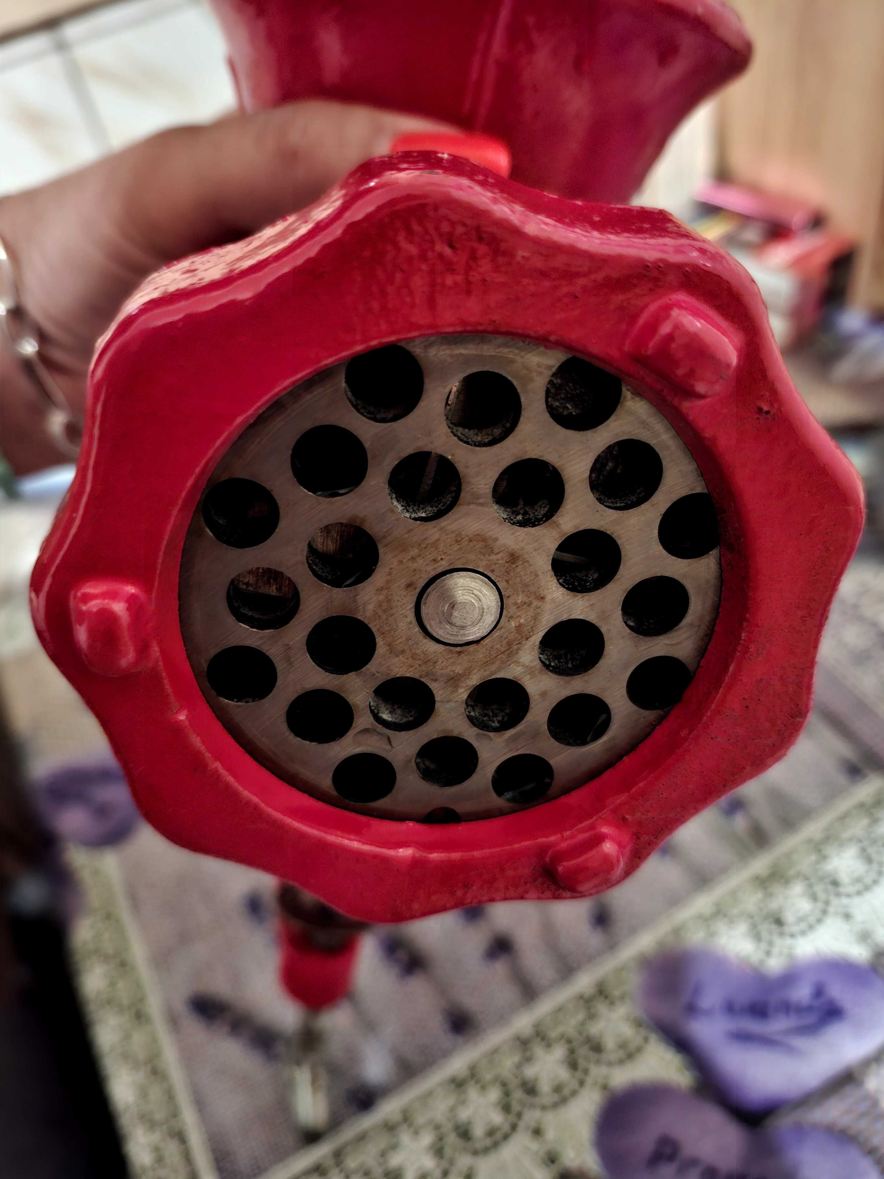 Mașină de tocat manuală, nr 10