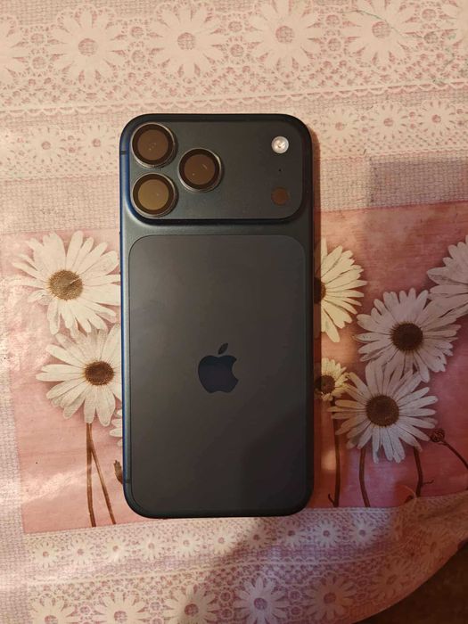 Iphone 17 Pro Max 512GB с гаранция