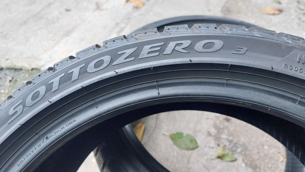 Зимни гуми 225/40/18 Pirelli Sottozero 3 2 броя