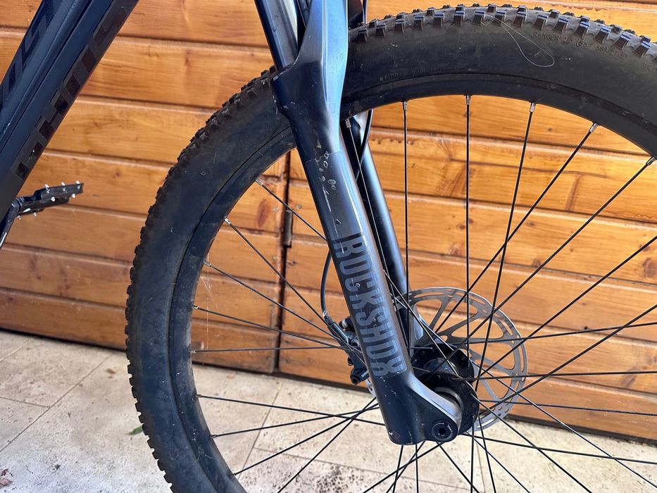 Ofertă foarte bună bicicleta Ghost -model Nirvana neagra
