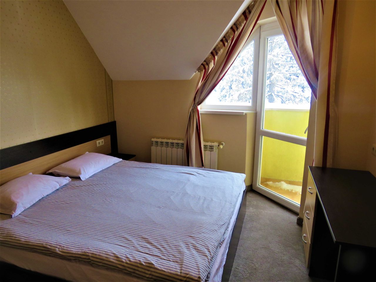 Продава се Двустаен апартамент в к.к. Боровец - 48 кв.м за 2959 €/кв.м - Снимка #6