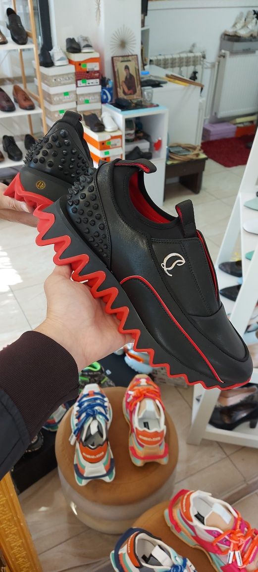 Adidasi de calitate in editie limitata 3 modele pe 6 nuante