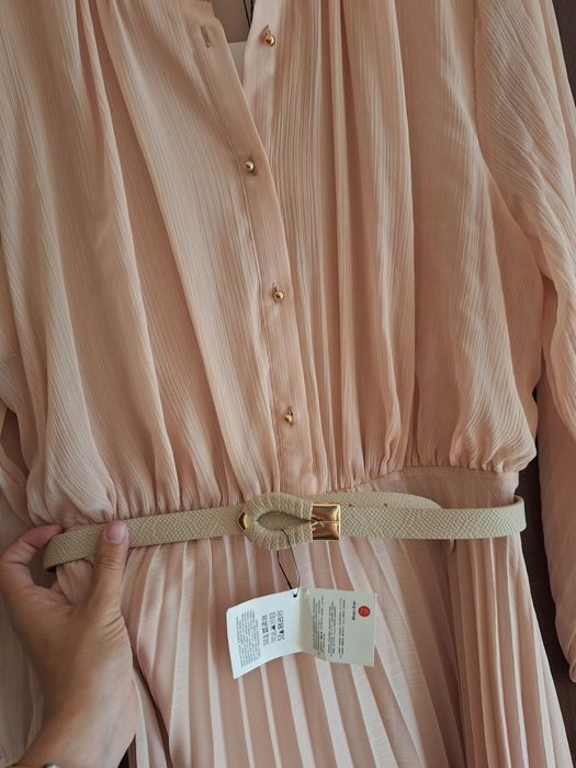 Елегантна рокля Zara (нова)