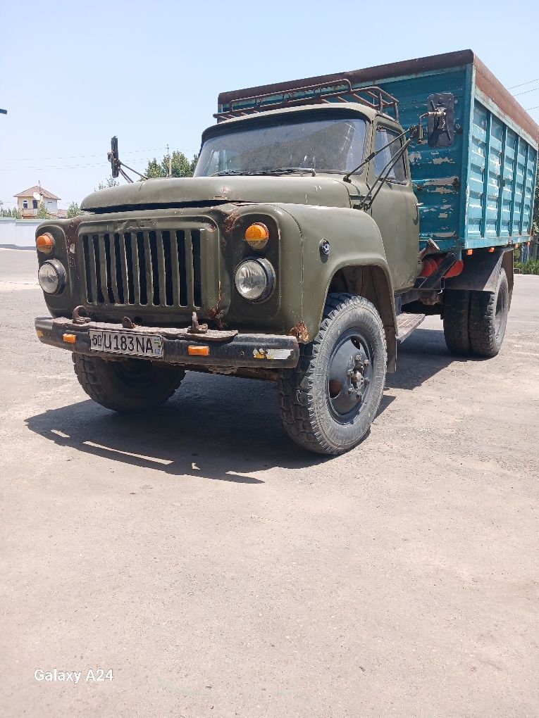 Gaz 53.     1983