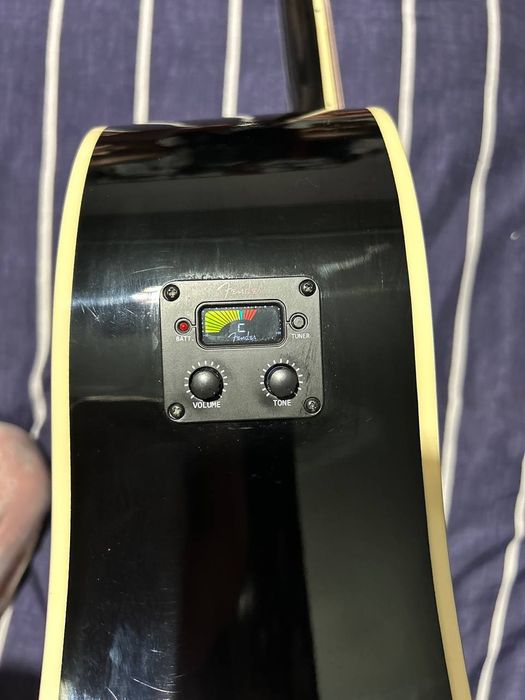 Продаётся гитара фирма Fender (FA-120CE BLK) как новая без дефектов