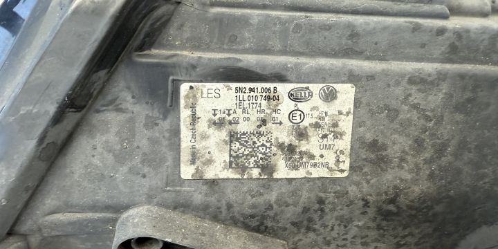 Far dreapta UK 5N2941006B 5N2941006 Volkswagen VW Tiguan prima genera