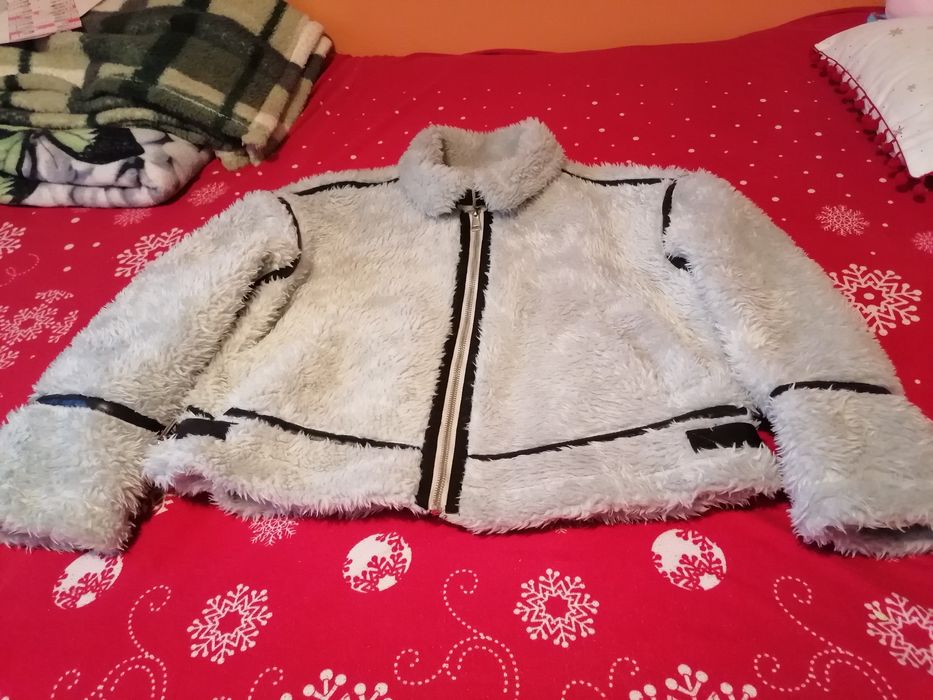 Haină damă (mărimea L)