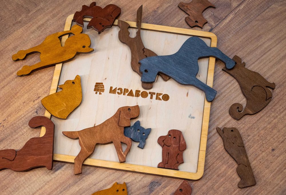 Дървен пъзел "Верни Другари"