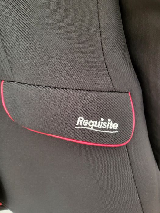 Taior extrem de frumos și elegant