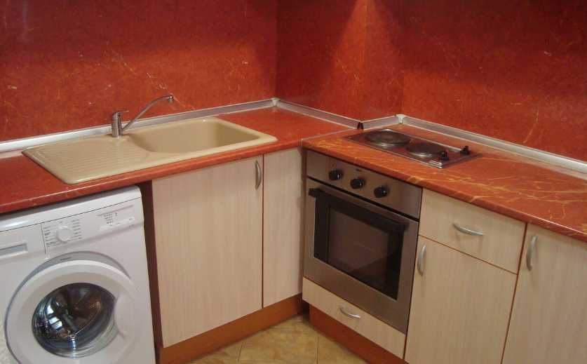 Дава се под наем Двустаен апартамент в Бургас, Изгрев - 50 кв.м за 81.6 € - Снимка #9