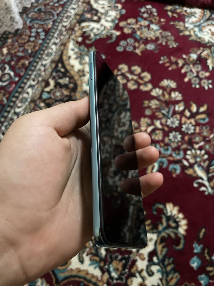 Poco m4 pro.     .