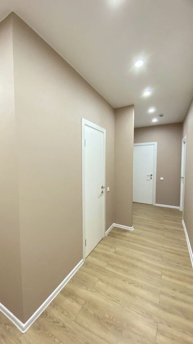 От 400 тг покраска стен и потолков.