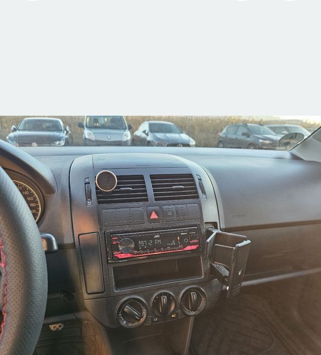 Vând Volkswagen Polo n9 2003