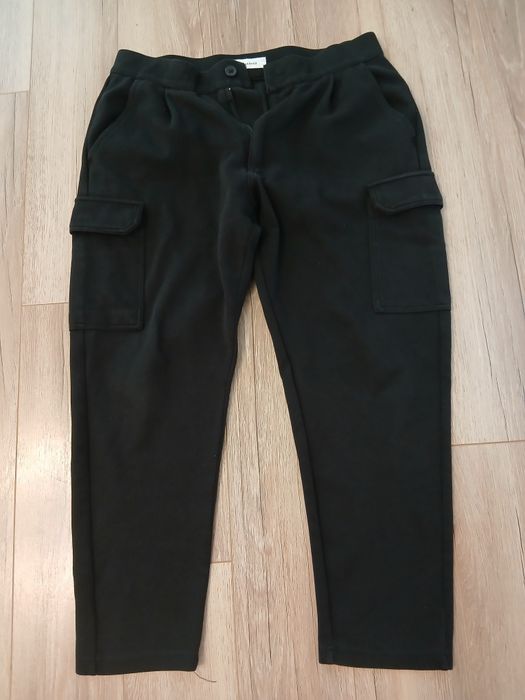 Спортен анцунг панталон Reserved M