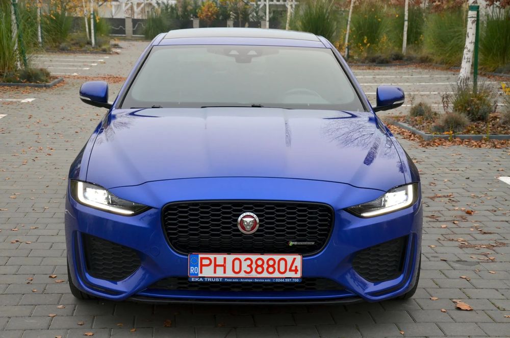 Jaguar XE R-sport ,AWD 4X4,HSE ,Cockpit plasme , camera marșarier,panoramic