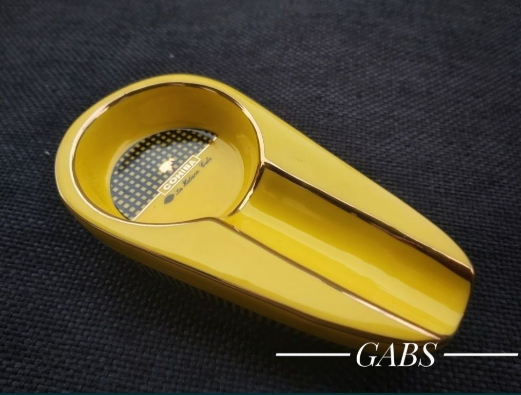 Керамичен пепелник за пури COHIBA,два цвята