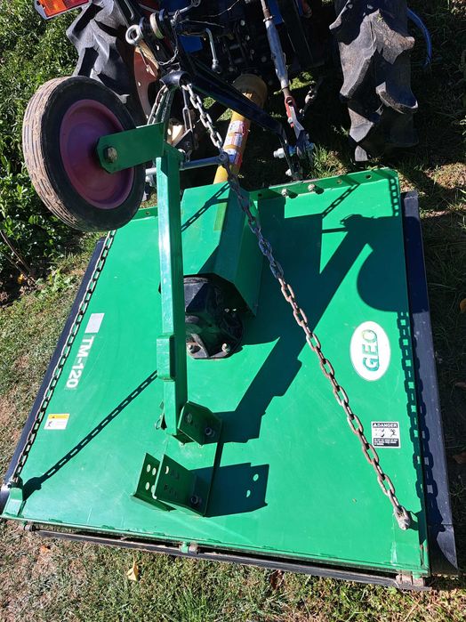 Vând tocător resturi vegetale, coceni