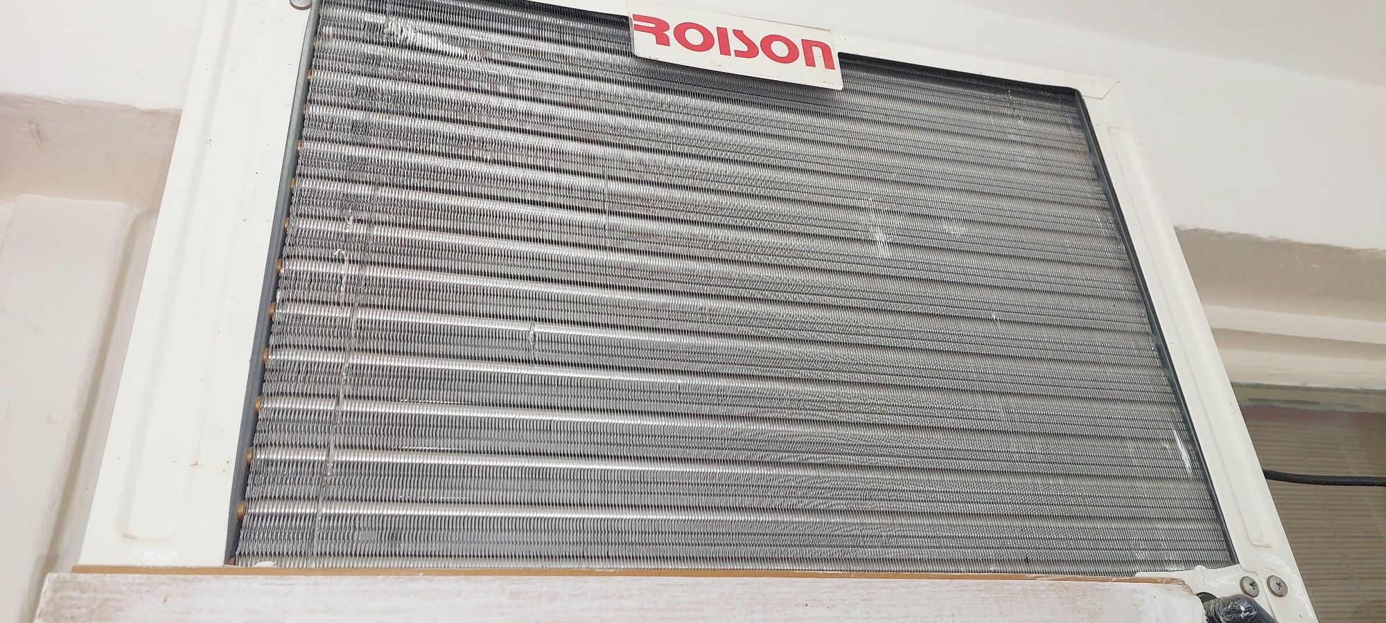 Кондиционер Roison в идеальном состоянии
