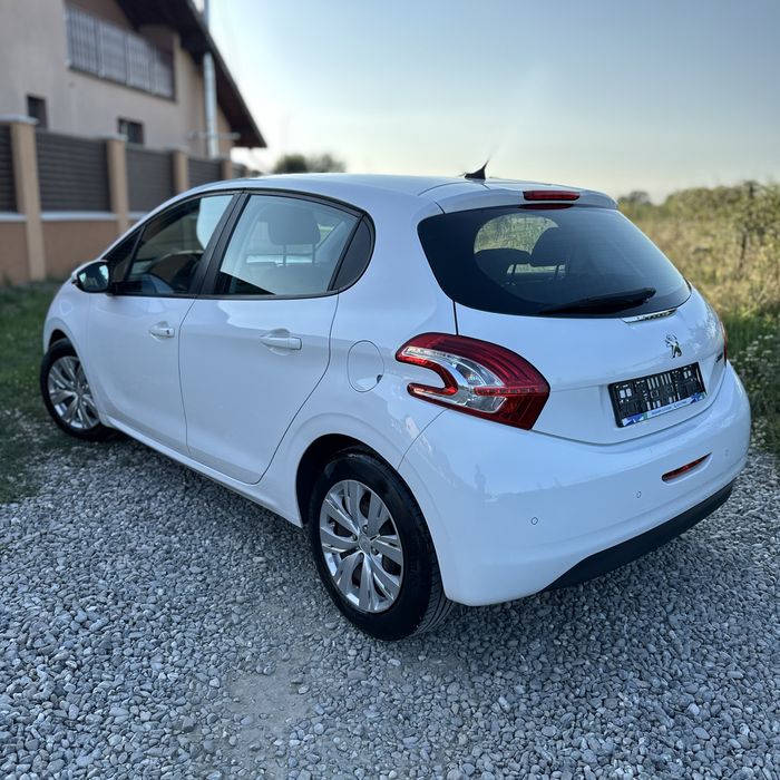 Peugeot 208 1.4 Benzina Euro 5 Navigatie/Senzori/Rate