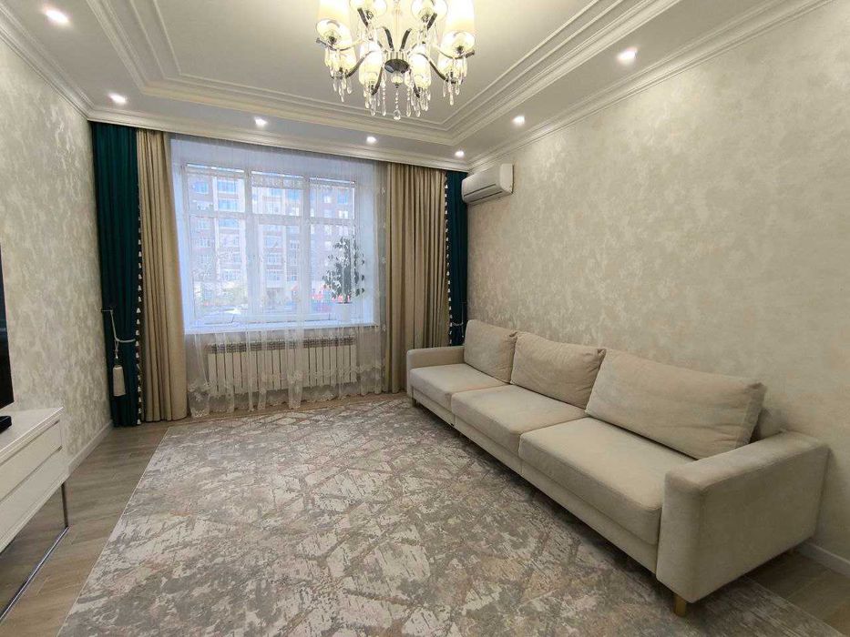 Дизайнерская 4-комнатная 100 м², Юго-Восток