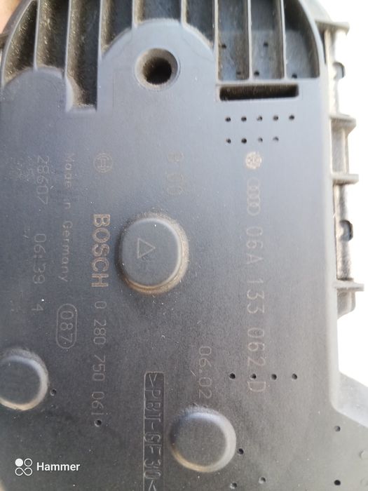 Продавам дросел за volkswagen golf 4 2000 кубика 115 коня