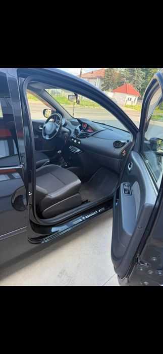 vând renault twingo 1.5 dci 90 cp euro 5