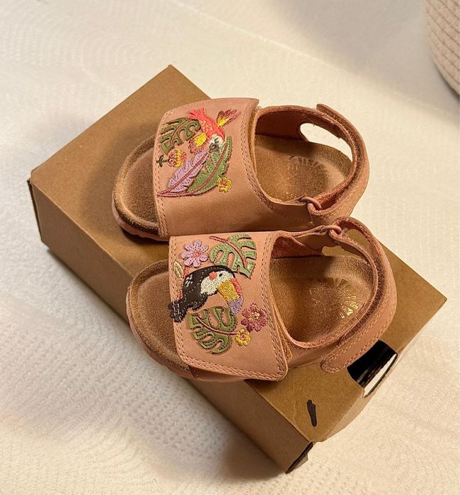 vand sandalute piele bebe