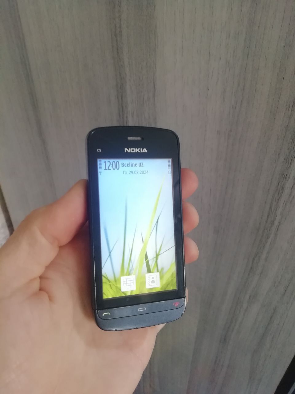 Nokia c5 sotladi uz imeya otgan