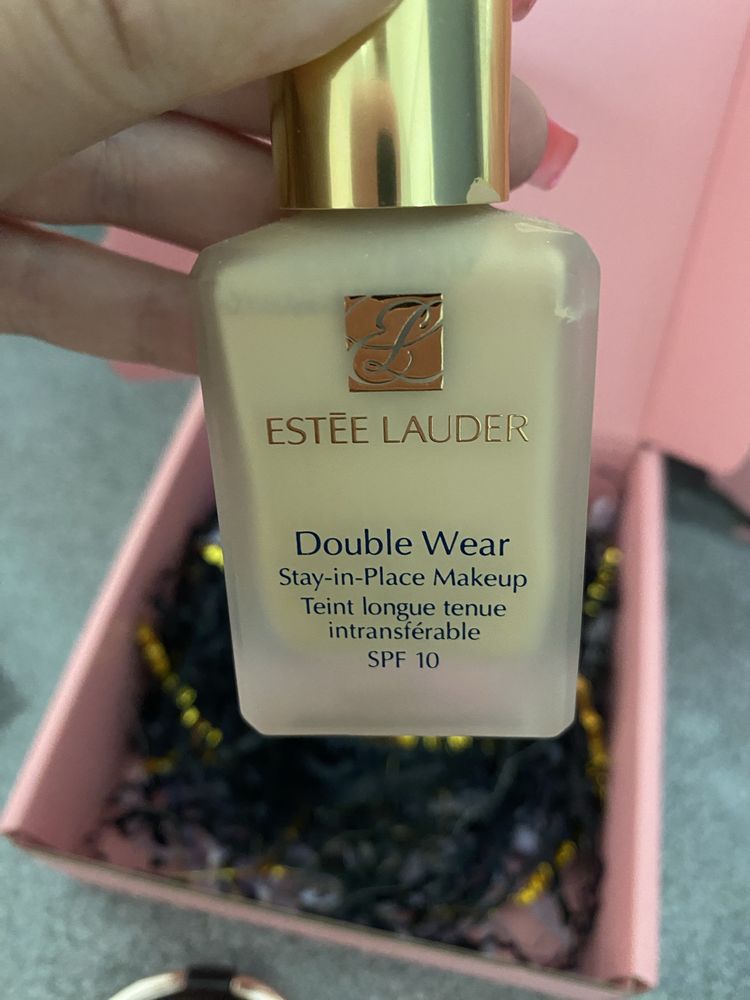 Козметика Estee Lauder