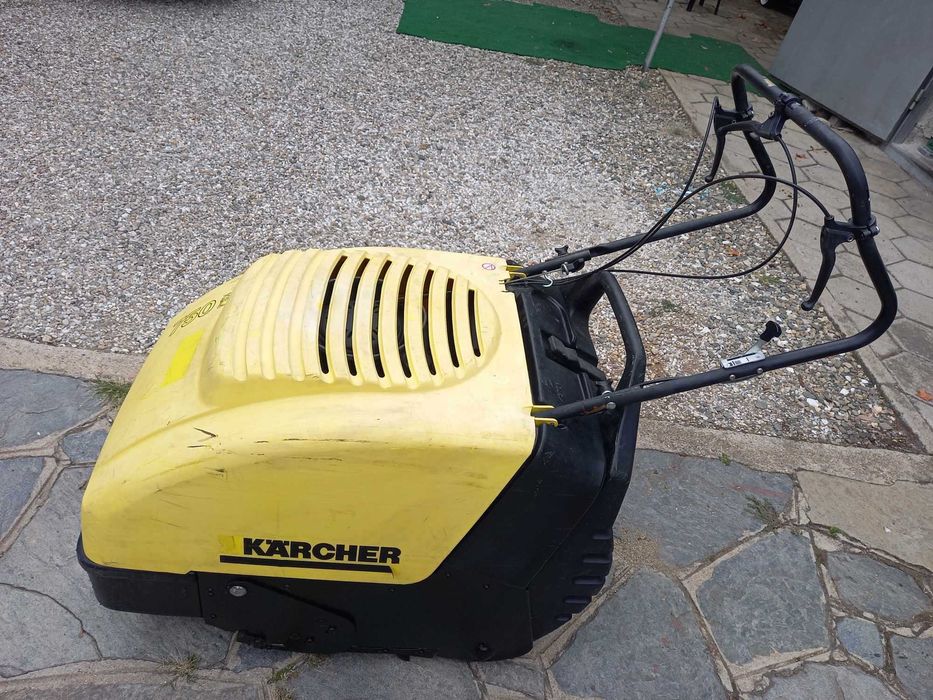 машина за събиране на листа