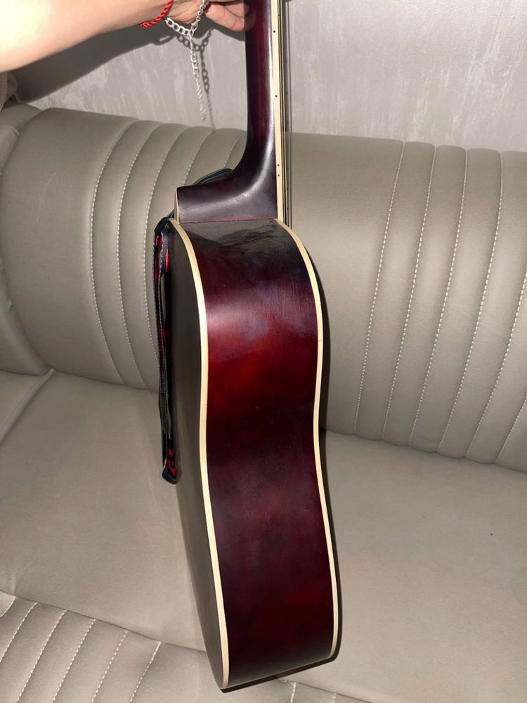 Akustika gitara