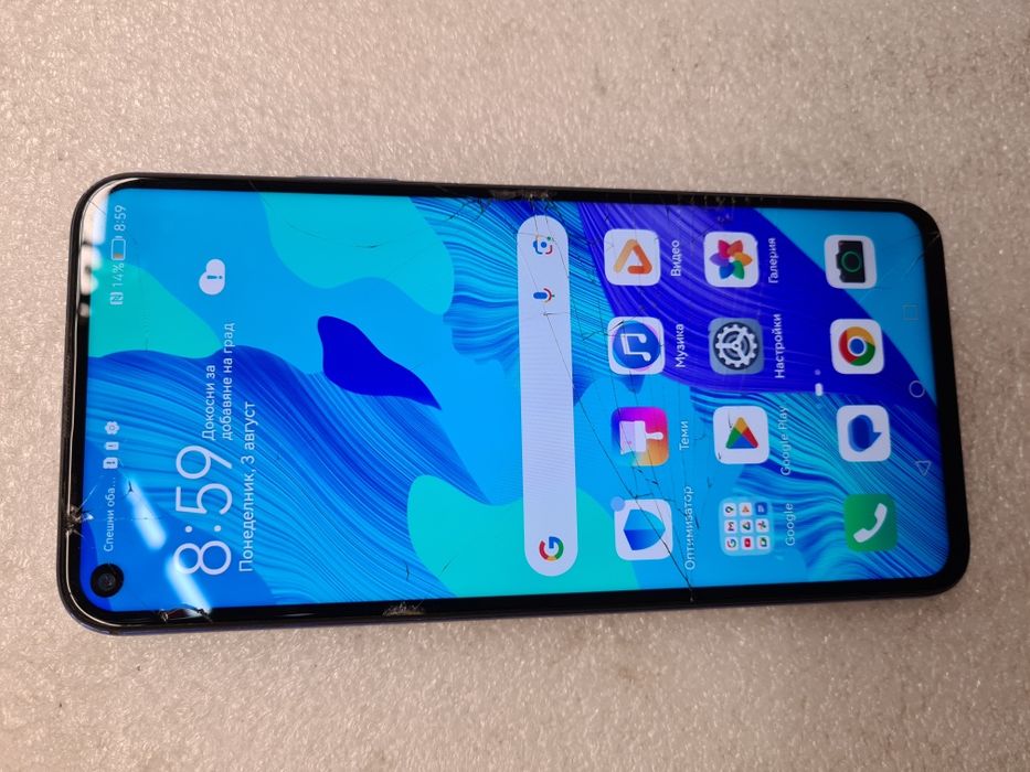 Huawei nova 5T 100%работеш лош външен вид