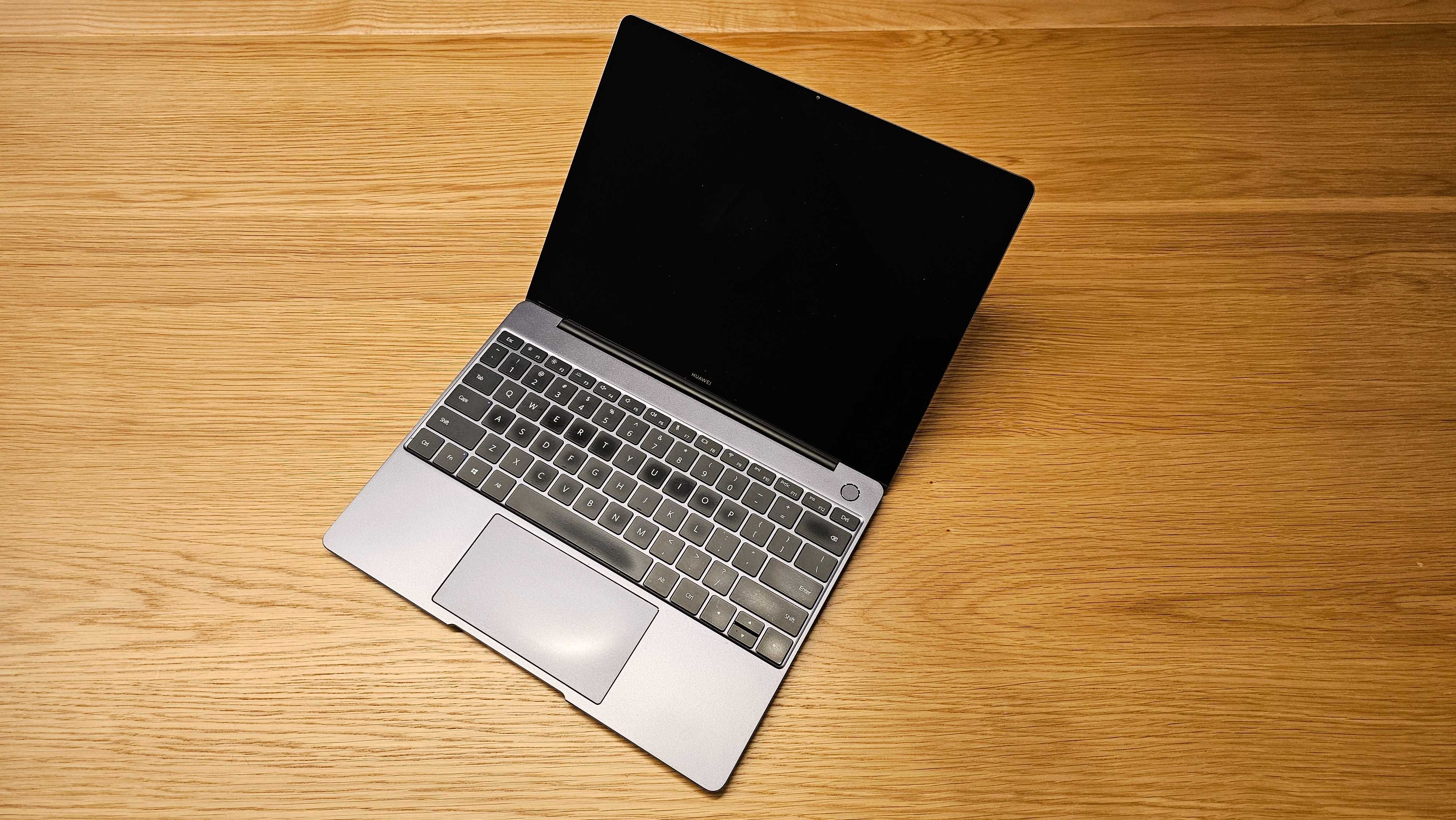 Laptop ultraportabil Huawei Matebook 13, i5-10210U 8GB/512GB