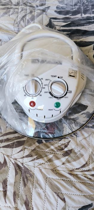 Халогенна фурна с конвекция