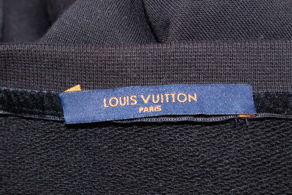 Louis Vuitton мъжки пуловер тип суичър черен плюш на ръкавите М