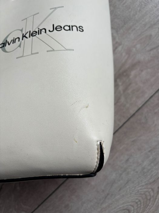 Чанта Calvin Klein