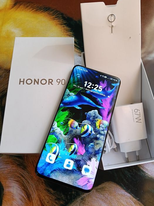 Vând Honor 90-5G-12Gb ram
