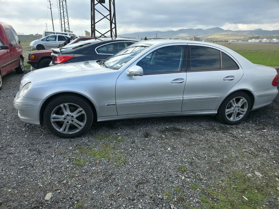 Mercedea-Benz E320 CDI 4 MATIC