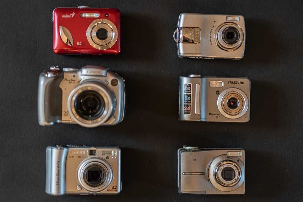 Lot de 6 aparate foto defecte pentru piese